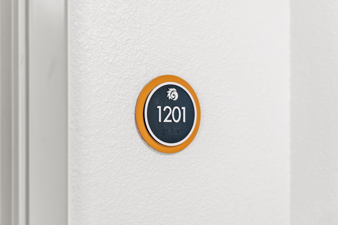 Simplicity At the Rim · Unit 1201  2/2
