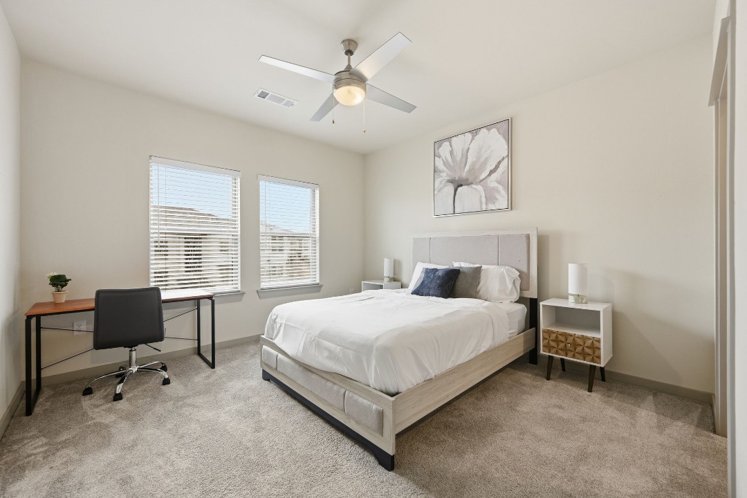 1 Bedroom · Signature layout