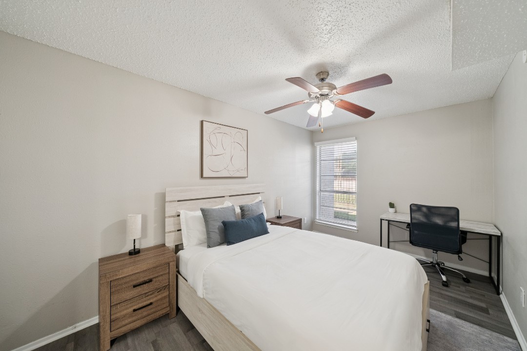 1 Bedroom · Signature layout