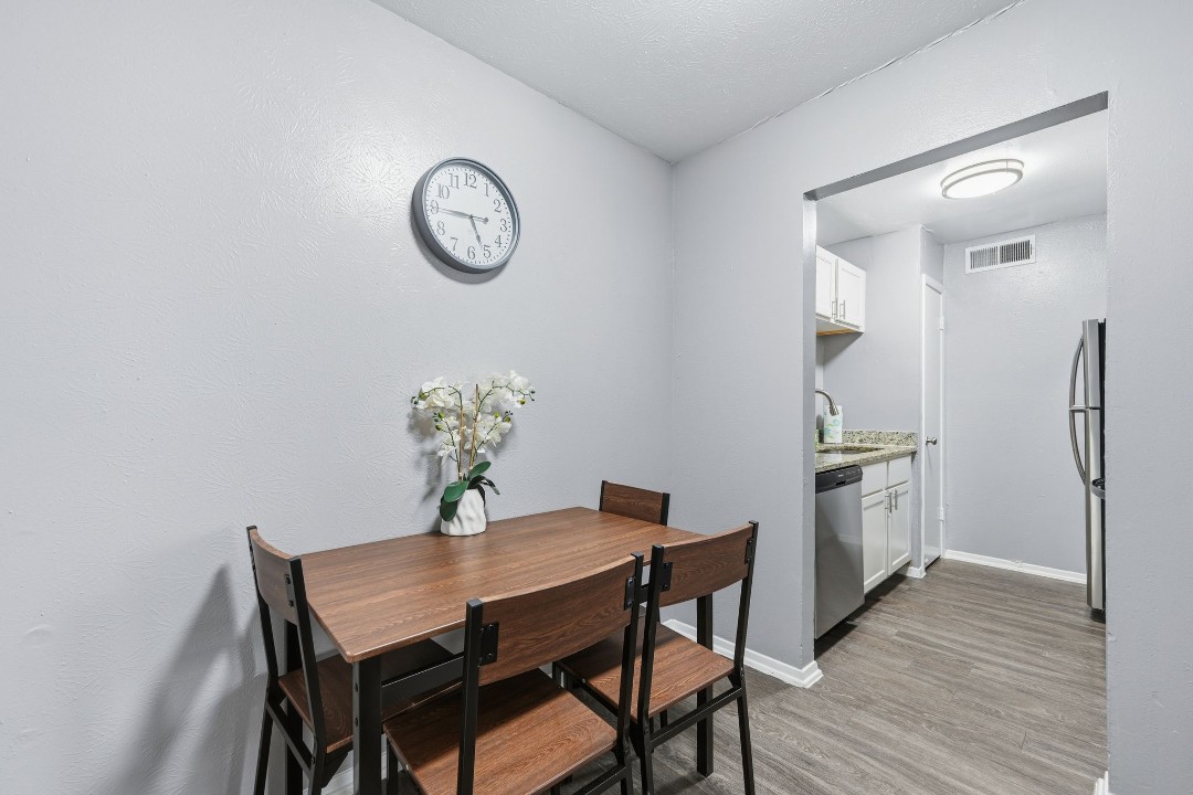 Eureka village · Unit 224 1/1
