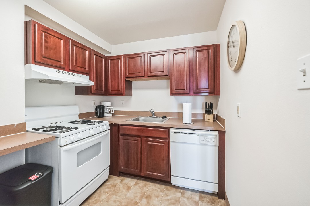 Pa Place 1802, 2br