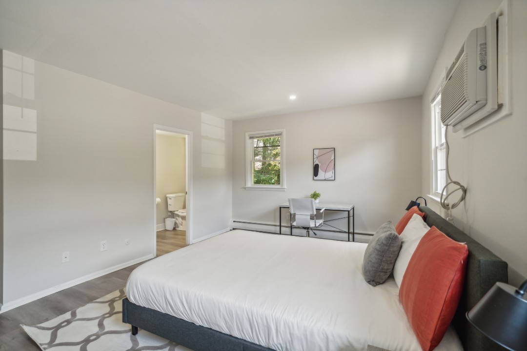 Pinebrook 618 Wharton Drive 2 Bed 2 Bath