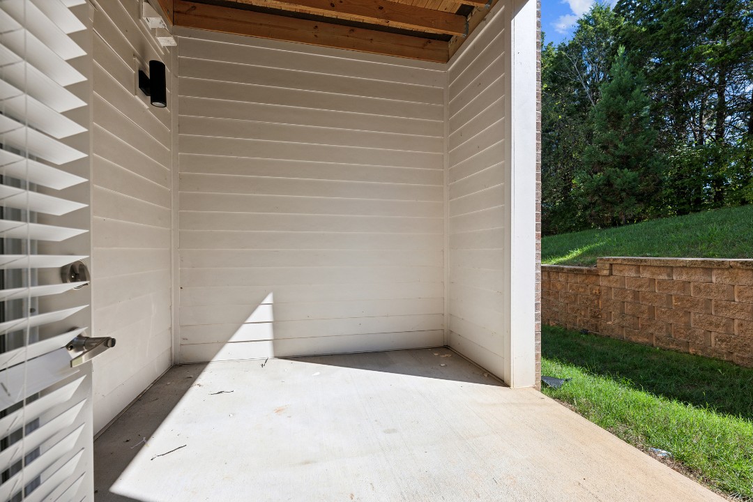 Overlook at Farragut 3005, · Unit 2/2
