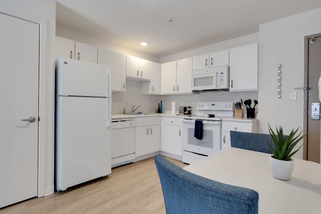 Simplicity At the Rim · Unit 1203  1/1