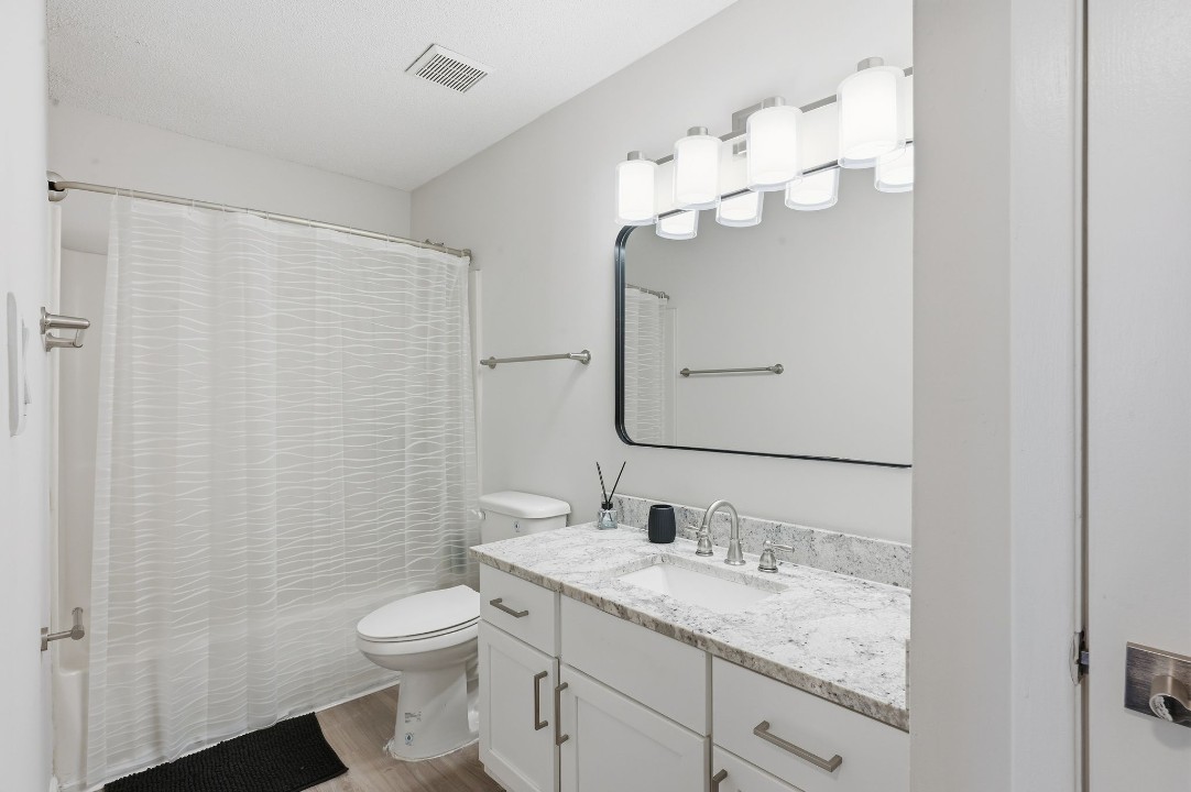 Taylor at 502 · Unit unit 2301-203 1/1