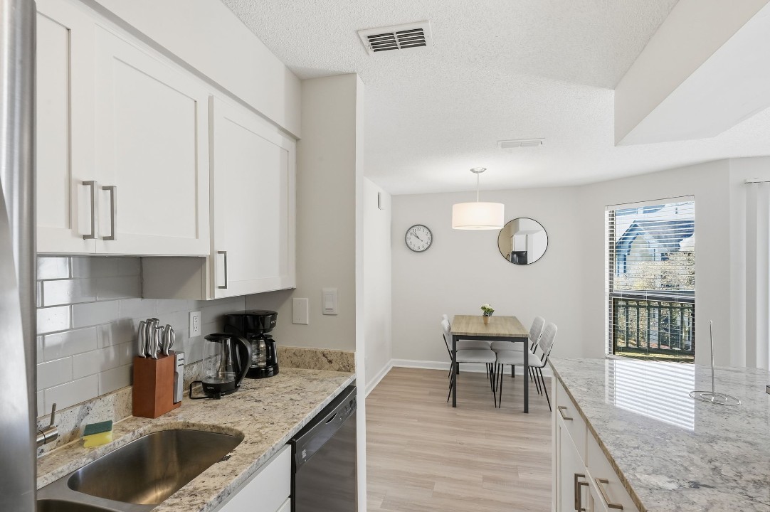 Taylor at 502 · Unit unit 2301-202 1/1