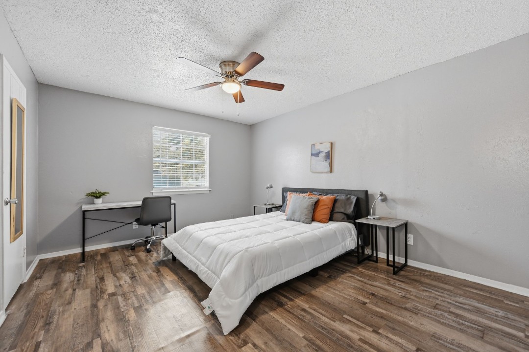 Pioneer Creek 604-01 · Unit 1/1