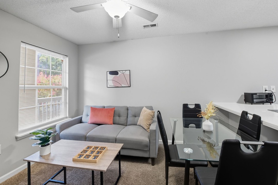 Meadowbrook 254-202 1bd/1bd