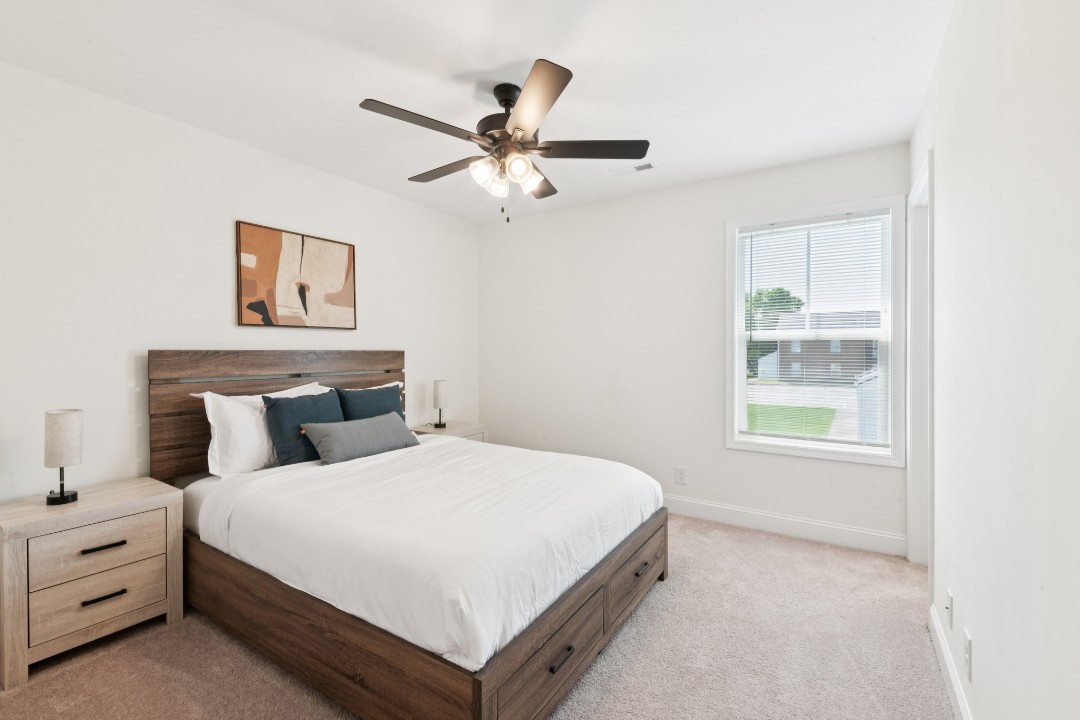 2 Bedrooms · Signature layout