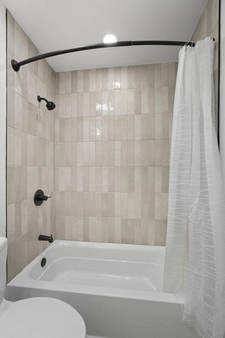 Carriage House C310 · Unit 1/1