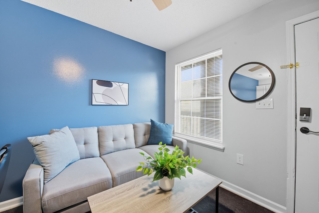Meadowbrook 250-102 1bd/1bd