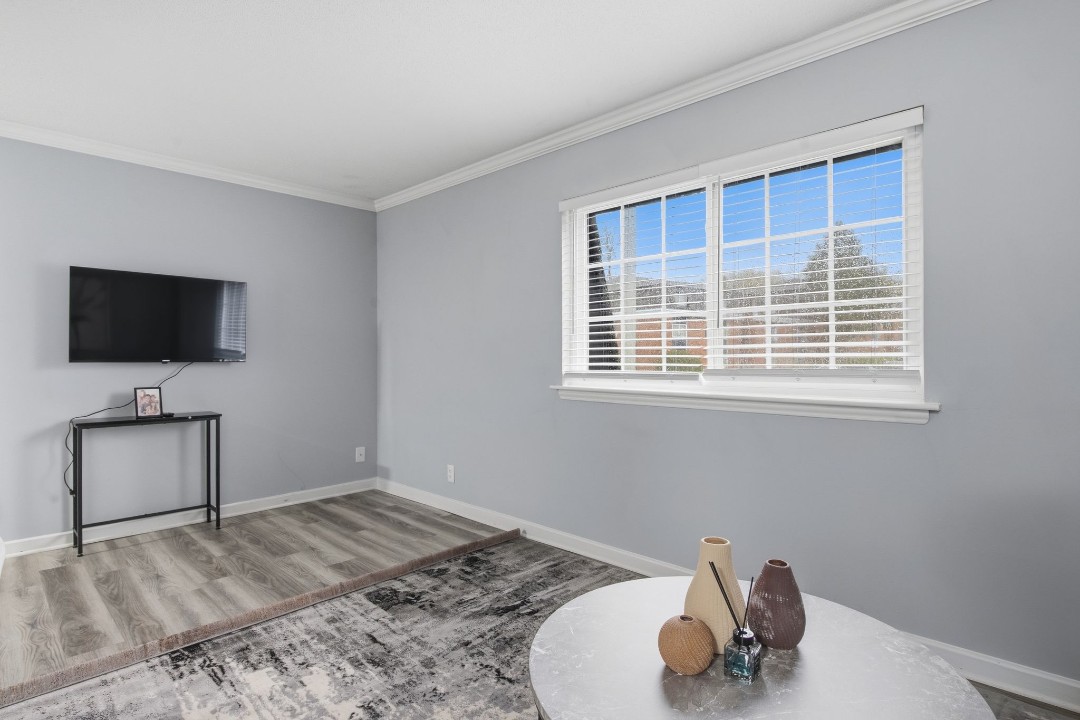 Icon Downtown Durham 7J · Unit 1/1