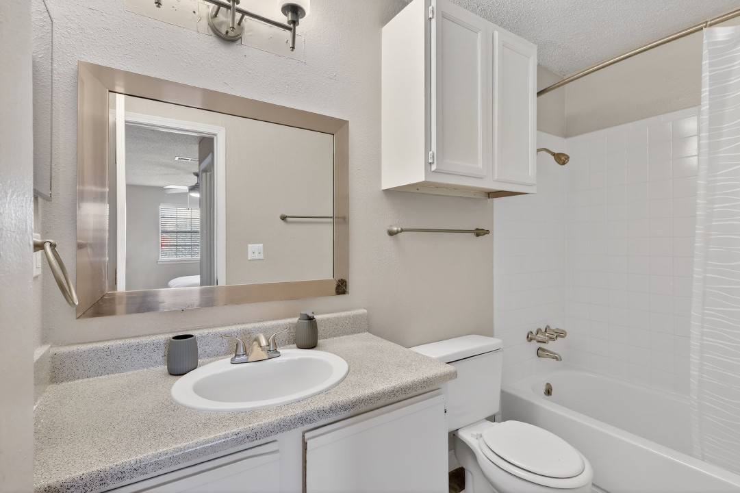 Northtown 14D · Unit 1/1
