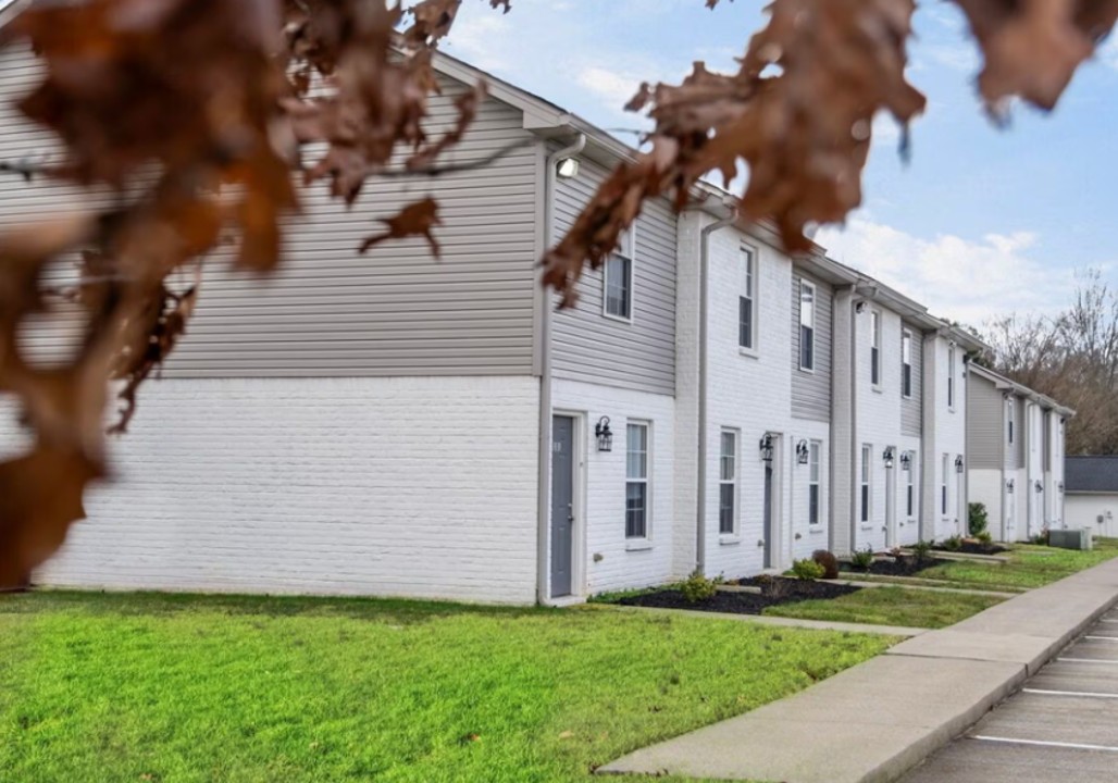 Highland Park apartments · Unit 504 2/1