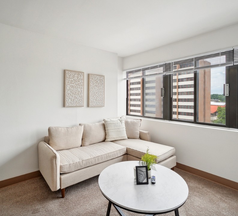 Pa Place 501, 2br