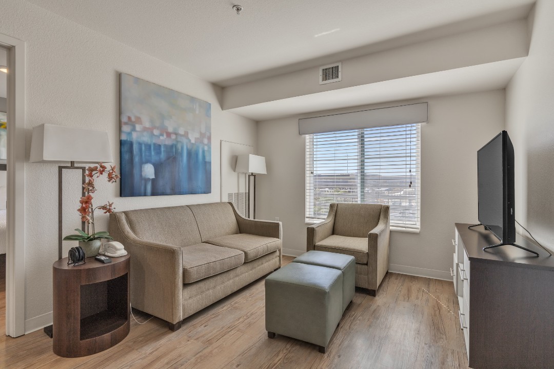 Simplicity At the Rim · Unit 1406 2/2