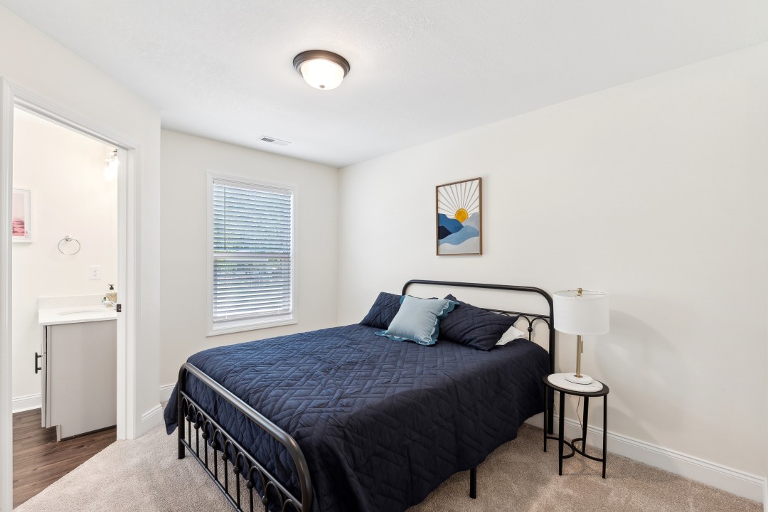 Alto · Unit N2 2bd/2.5 bth