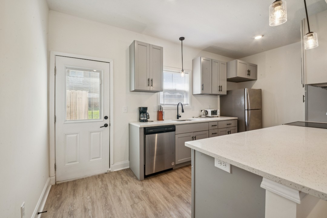 Arte Luxury townhomes F6 2/2.5