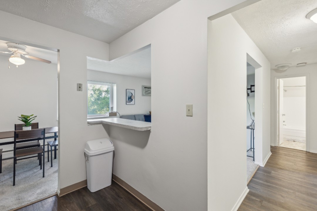 Midtown Towers 3012, · Unit 1/1
