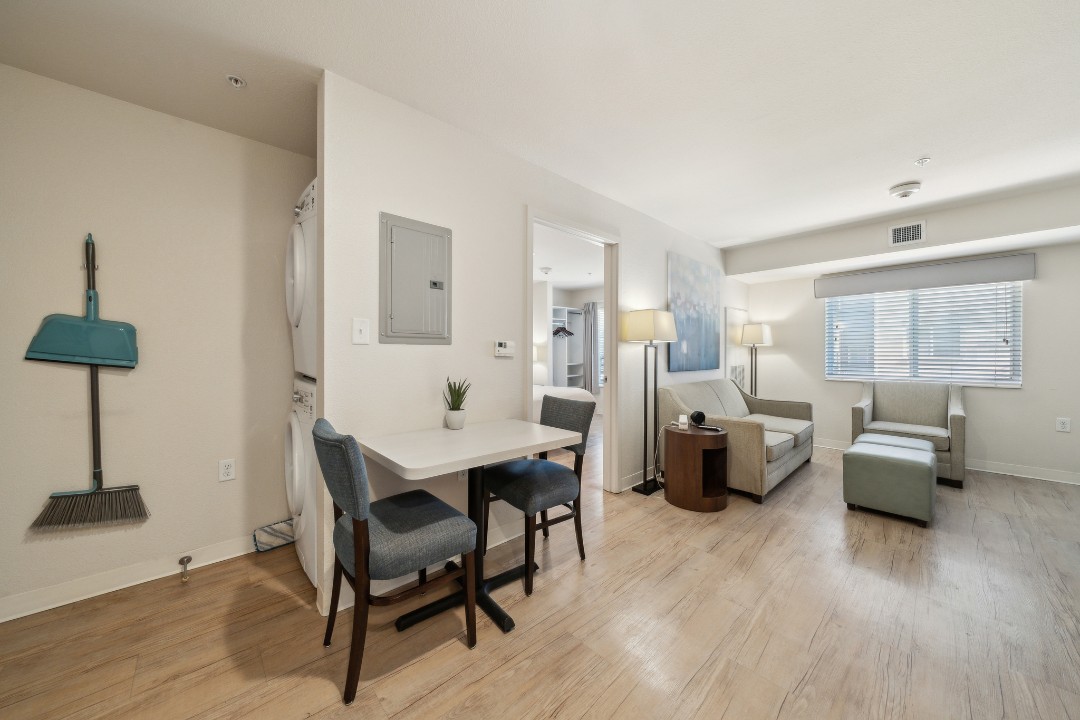 Simplicity At the Rim · Unit 1217  1/1
