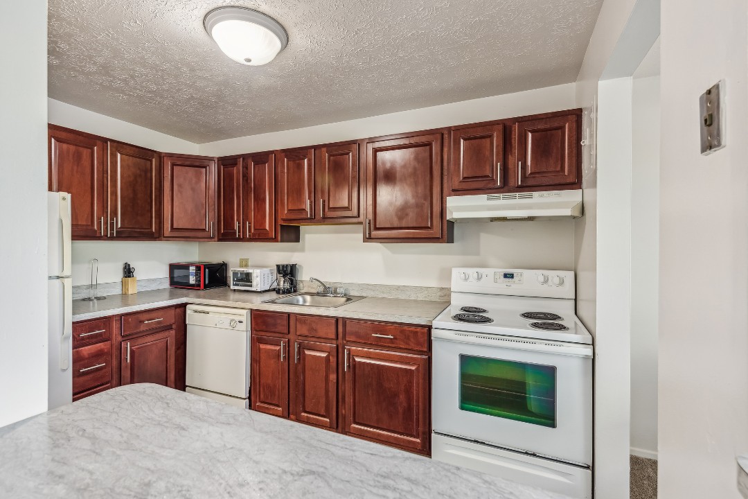 Midtown Towers 3012, · Unit 1/1