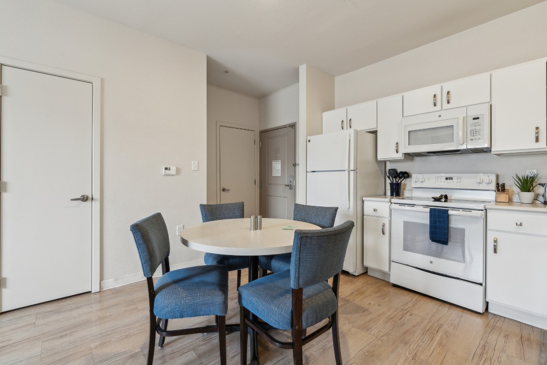 Simplicity At the Rim · Unit 1112  1112