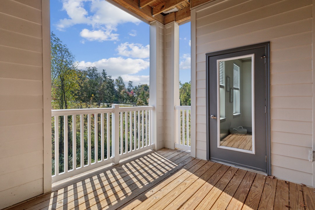 Overlook at Farragut 7207, · Unit 2/2