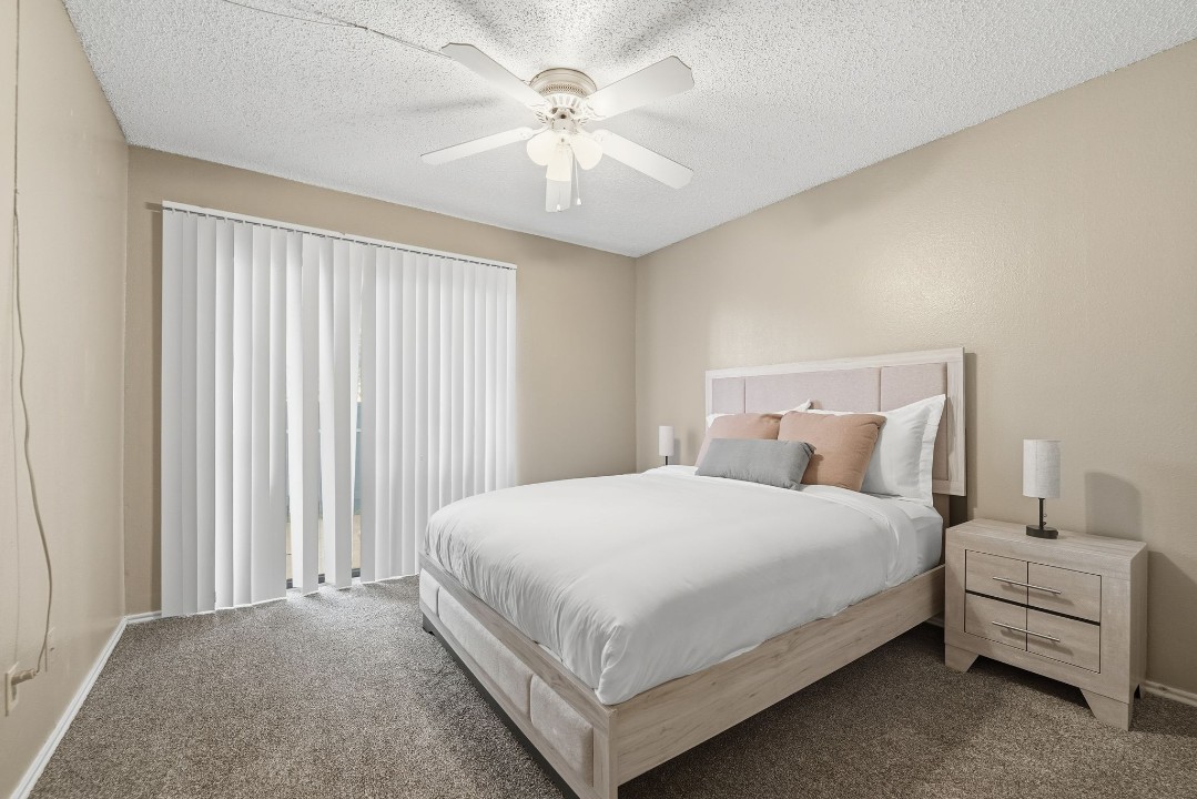 2 Bedrooms · Signature layout