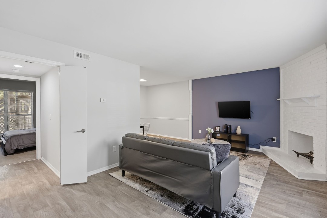 The Domain Apartments 4922C · Unit 1/1