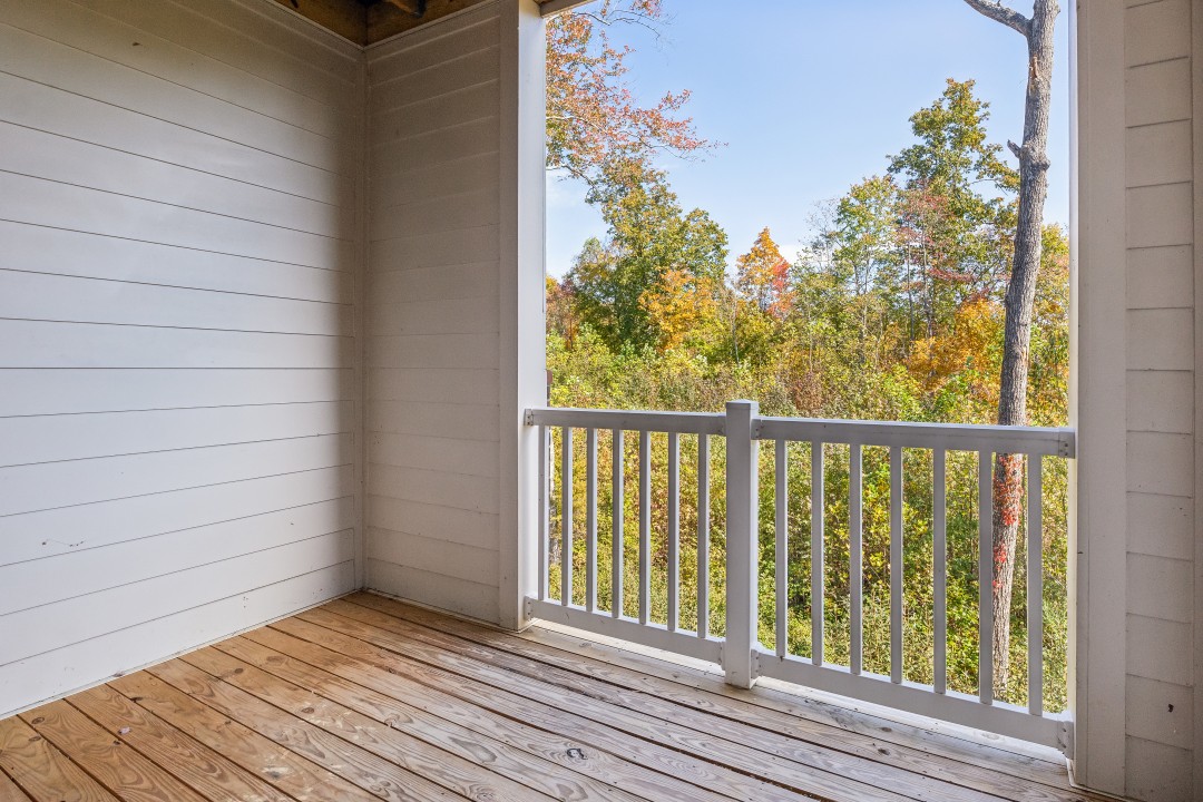 Overlook at Farragut 8207, · Unit 2/2