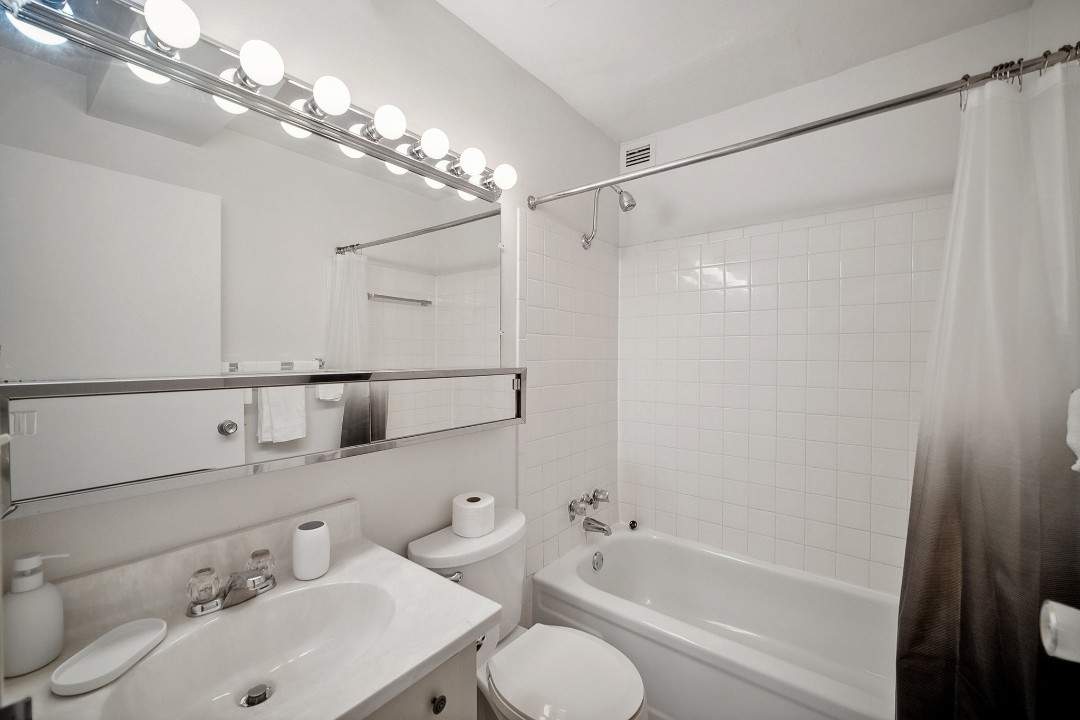 Pa Place 2312, 1br