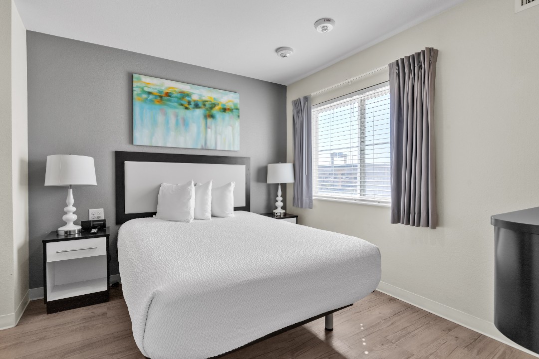 Simplicity At the Rim · Unit 1302 3/2