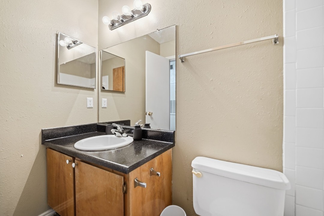 District West · Unit 815