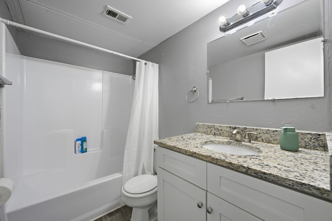 Eureka village · Unit 238 2/1