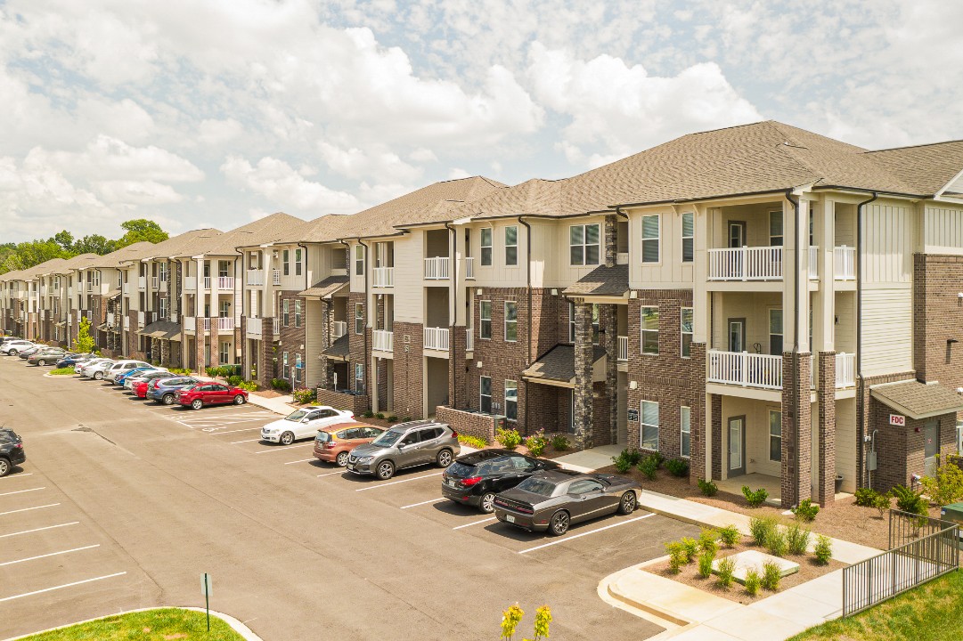 Overlook at Farragut 6303, · Unit 2/2