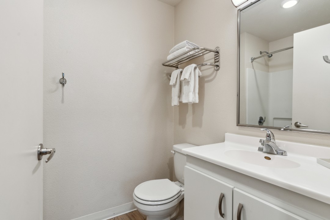 Simplicity At the Rim · Unit 1207  1/1