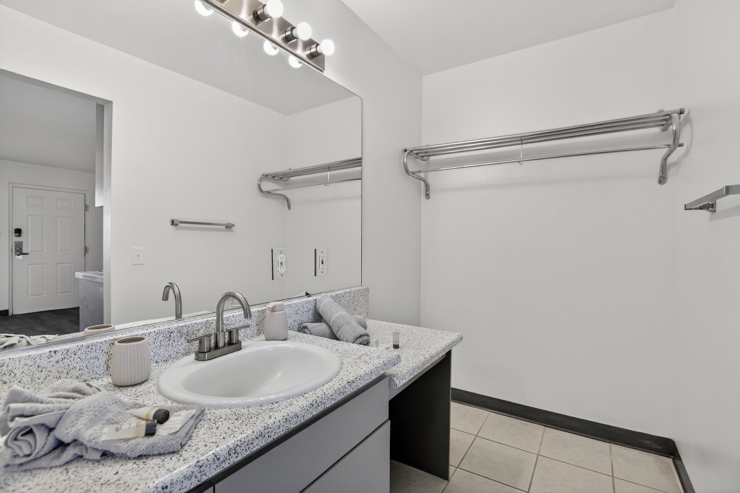 Spectra Paradise Studios · Unit 314