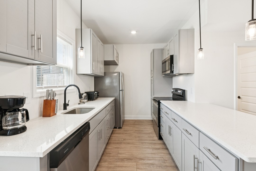 Arte Luxury townhomes E2 2/2.5