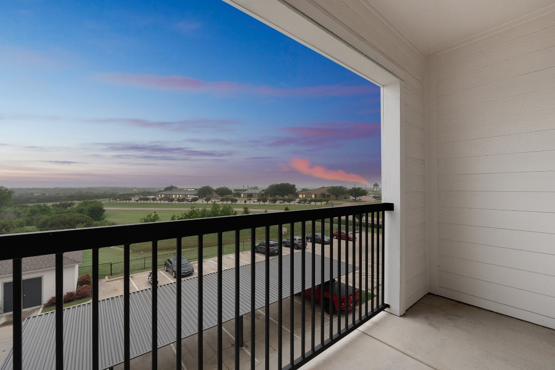 Chisholm Trace · Unit 1233 1/1