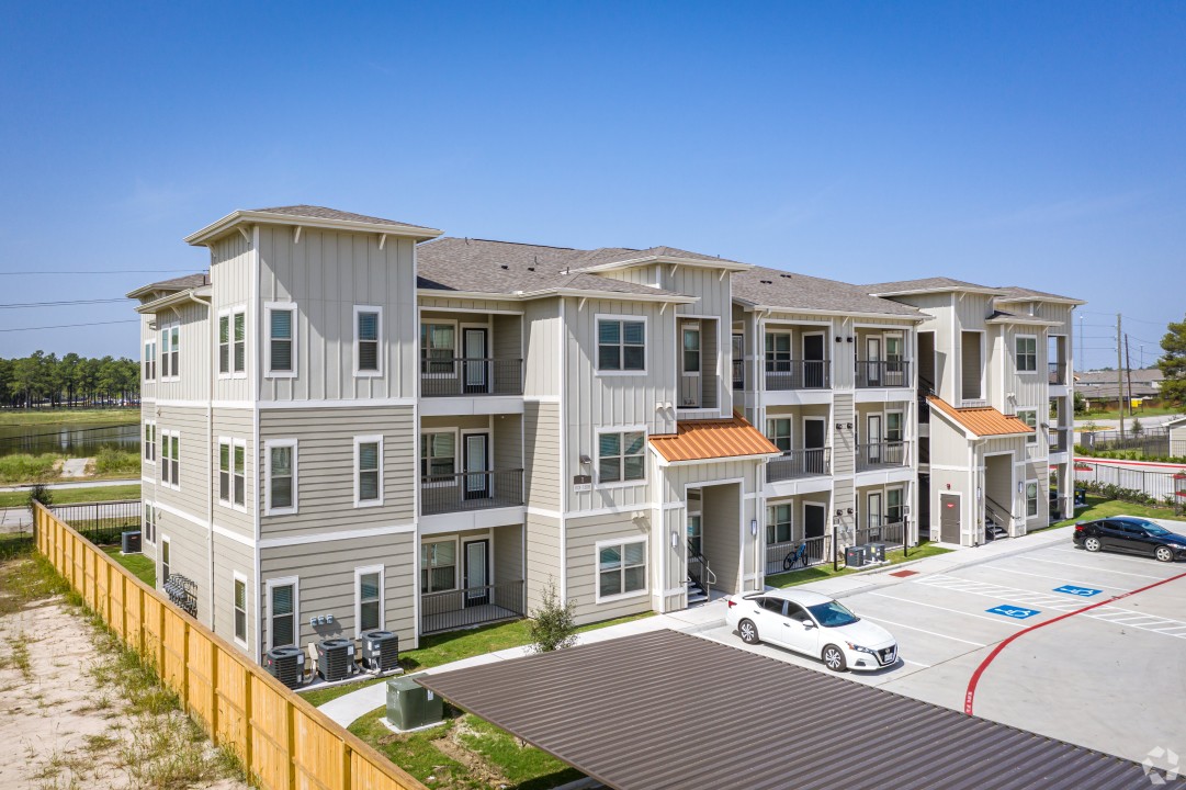 Smart Living Cypress Creek, 9206, · Unit 1/1