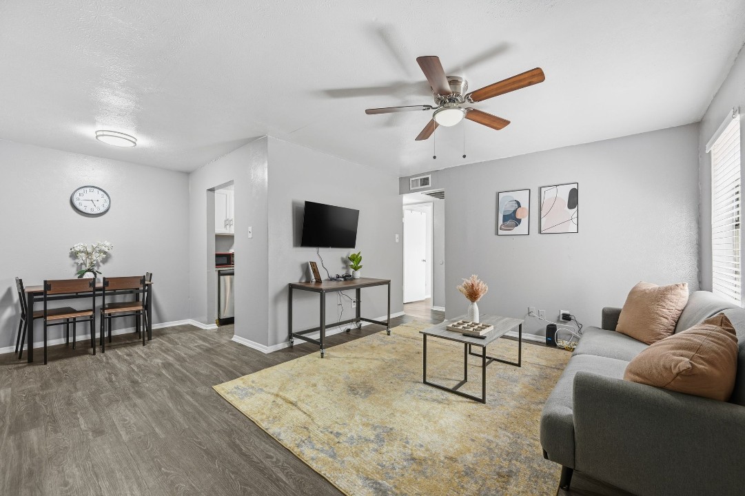 Eureka village · Unit 224 1/1