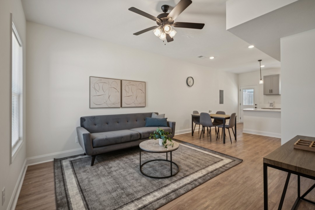 Arte Luxury townhomes D7 2/2.5