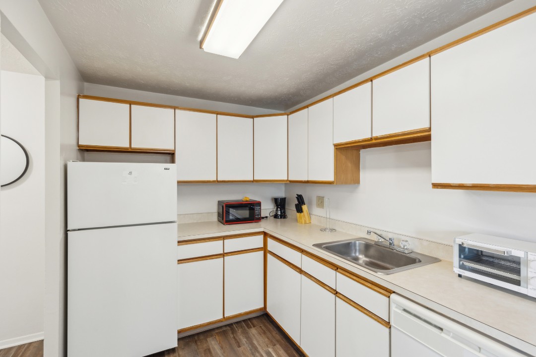 Midtown Towers 3605, · Unit 1/1