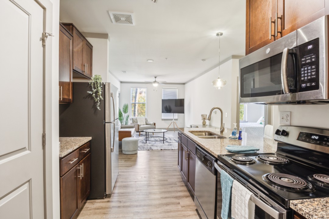 Overlook at Farragut 8207, · Unit 2/2