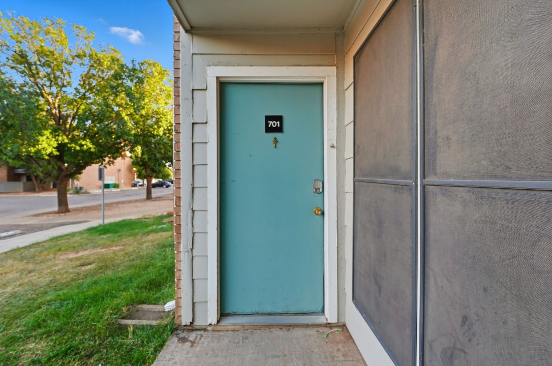 District West · Unit 701