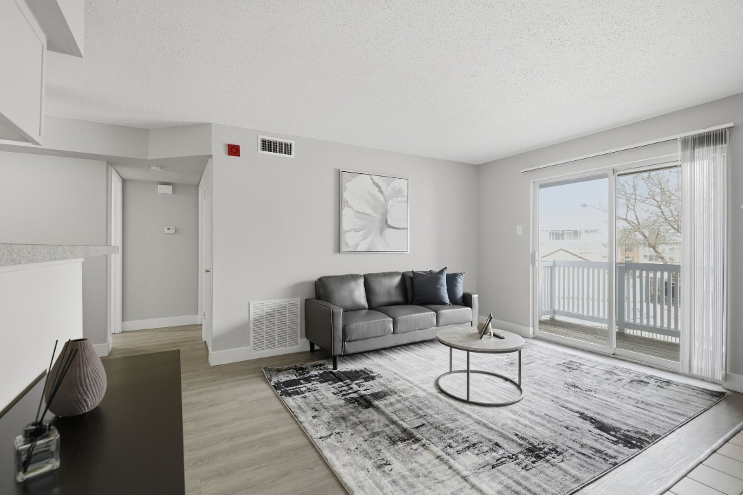 Lincoln Green · Unit 2718 1/1