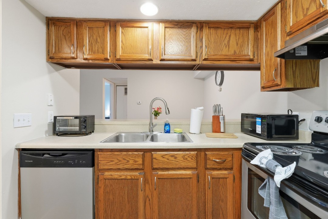 Northwoods 144-2C · Unit 1/1