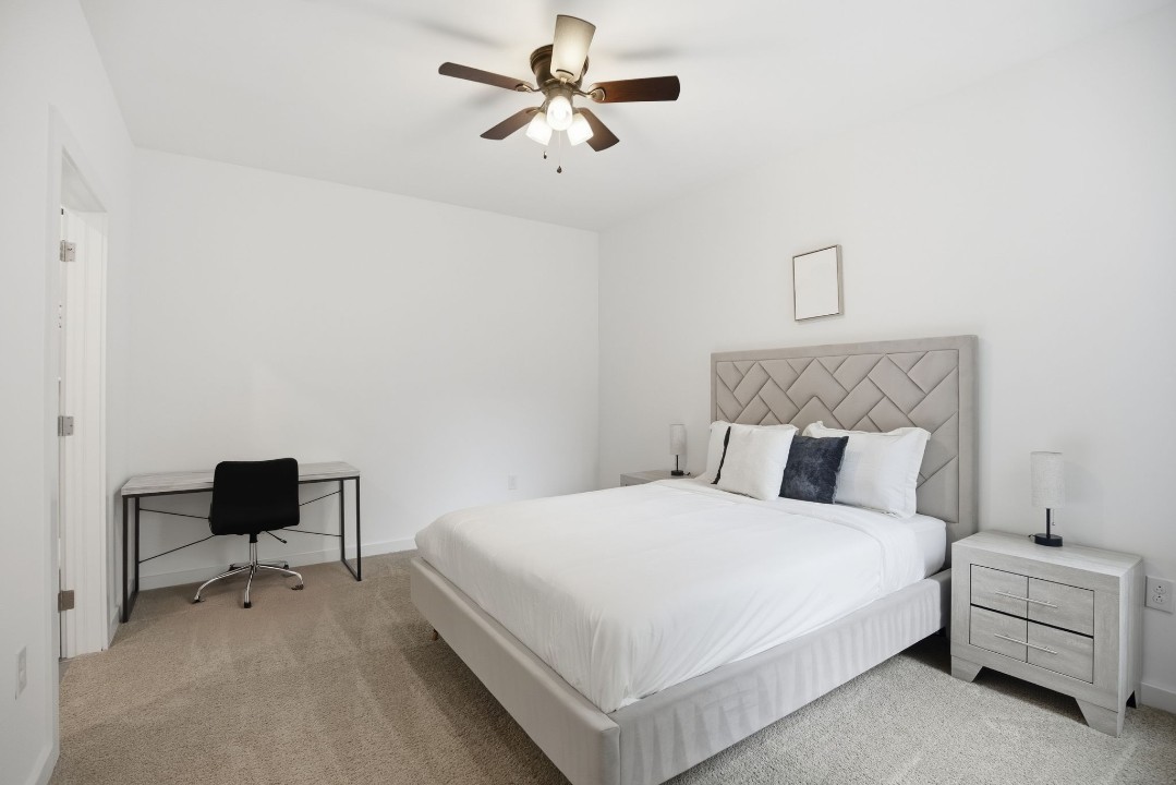 1 Bedroom · Signature layout