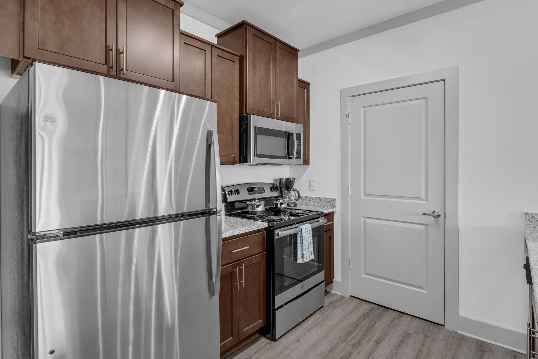 Overlook at Farragut 3210, 1BD/1BA