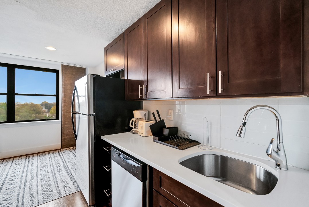 Avenue · Unit A503 2Br
